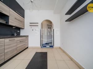 Prodej bytu 3+1, Rožnov pod Radhoštěm, 1. máje, 64 m2