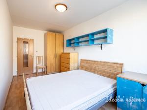 Pronájem bytu 4+kk, Praha - Horní Měcholupy, Milánská, 100 m2