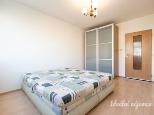 Pronájem bytu 4+kk, Praha - Horní Měcholupy, Milánská, 100 m2