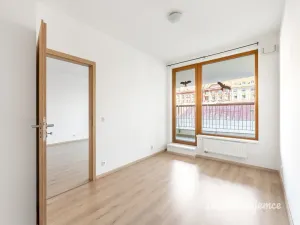 Pronájem bytu 2+kk, Praha - Libeň, Kurta Konráda, 53 m2