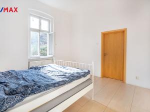 Pronájem bytu 3+1, Karlovy Vary, T. G. Masaryka, 74 m2