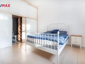Pronájem bytu 3+1, Karlovy Vary, T. G. Masaryka, 74 m2