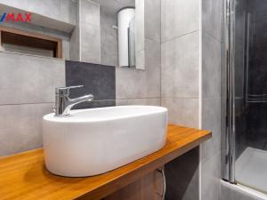 Pronájem bytu 3+1, Karlovy Vary, T. G. Masaryka, 74 m2