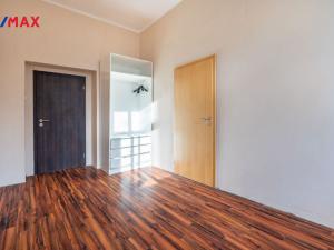 Pronájem bytu 3+1, Karlovy Vary, T. G. Masaryka, 74 m2