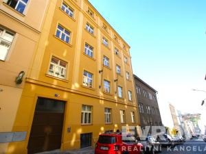 Pronájem bytu 1+kk, Praha - Žižkov, Chlumova, 31 m2