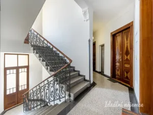 Pronájem bytu 1+kk, Praha - Vršovice, Orelská, 25 m2