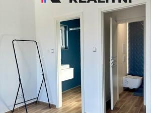 Pronájem bytu 1+kk, Žatec, Lounská, 30 m2