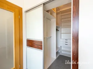 Pronájem bytu 3+kk, Hradec Králové - Pražské Předměstí, Albertova, 55 m2