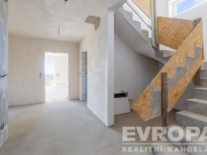 Prodej rodinného domu, Konárovice, 213 m2