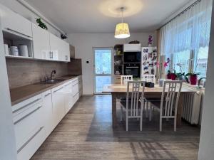 Prodej rodinného domu, Staré Hradiště - Brozany, 300 m2