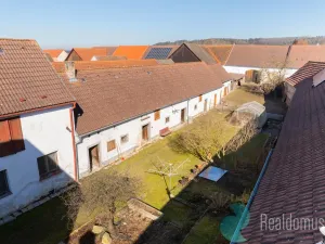 Prodej zemědělské usedlosti, Hrdějovice, Na Návsi, 220 m2