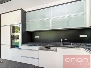 Pronájem rodinného domu, Praha - Jinonice, Vacínovská, 360 m2