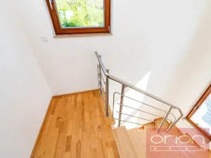 Pronájem rodinného domu, Praha - Jinonice, Vacínovská, 360 m2