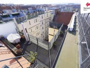 Prodej bytu 6+kk a větší, Praha - Bubeneč, U zeměpisného ústavu, 259 m2