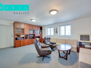 Prodej kanceláře, Olomouc - Neředín, 1500 m2