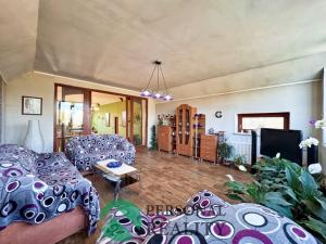 Prodej rodinného domu, Měrunice, 2560 m2