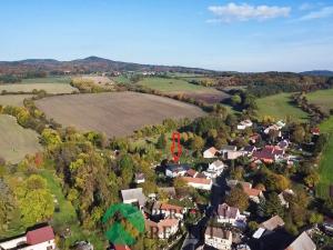 Prodej rodinného domu, Měrunice, 2560 m2