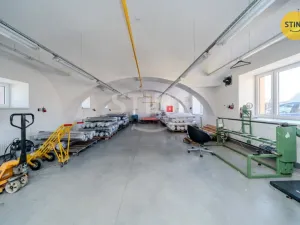 Prodej výrobních prostor, Mankovice, 2880 m2