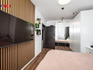 Prodej bytu 3+kk, Praha - Háje, Cyprichova, 68 m2