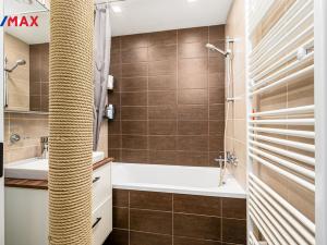 Prodej bytu 3+kk, Praha - Háje, Cyprichova, 68 m2