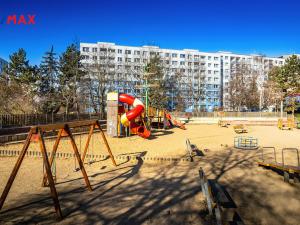 Prodej bytu 3+kk, Praha - Háje, Cyprichova, 68 m2