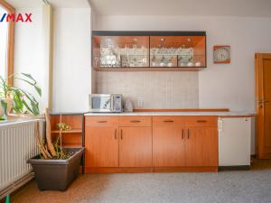 Pronájem kanceláře, Hradec Králové, Československé armády, 102 m2