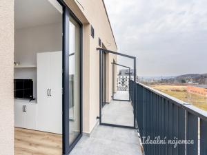 Pronájem bytu 1+kk, Praha - Kyje, Za černým mostem, 25 m2
