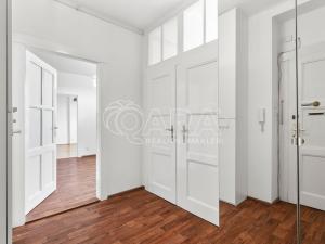 Pronájem bytu 2+kk, Praha - Smíchov, Xaveriova, 54 m2