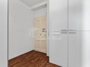 Pronájem bytu 2+kk, Praha - Smíchov, Xaveriova, 54 m2