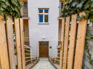 Pronájem bytu 2+kk, Praha - Smíchov, Xaveriova, 54 m2