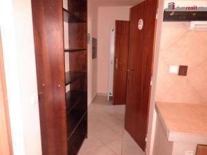 Pronájem bytu 2+kk, Praha - Horní Počernice, V slavětíně, 48 m2