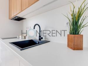 Pronájem bytu 3+kk, Praha - Strašnice, U hranic, 98 m2
