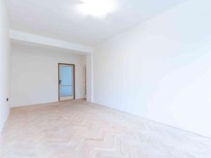 Pronájem bytu 2+1, Praha - Kbely, Luštěnická, 55 m2