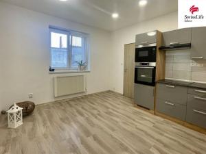 Pronájem bytu 2+kk, Hronov, Husova, 40 m2
