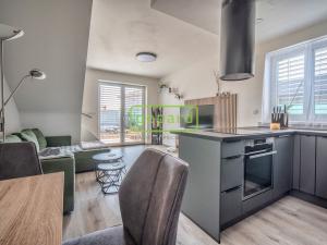 Prodej bytu 3+kk, Polerady, 81 m2