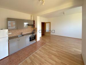 Pronájem bytu 1+kk, Praha - Kyje, Federova, 35 m2