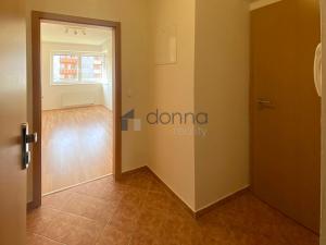 Pronájem bytu 1+kk, Praha - Kyje, Federova, 35 m2