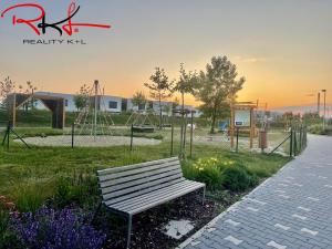 Prodej bytu 2+kk, Praha - Dolní Měcholupy, Honzíkova, 44 m2