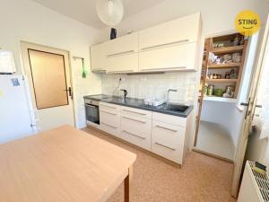 Prodej bytu 3+1, Jemnice, Lesnická, 75 m2