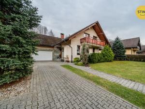 Prodej rodinného domu, Dolní Lomná, 200 m2