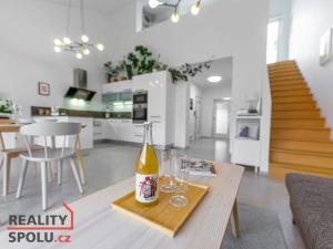 Prodej atypického bytu, Plzeň - Východní Předměstí, Sladkovského, 93 m2