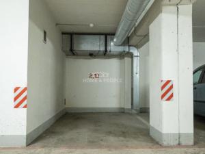 Prodej garáže, Praha - Prosek, Kytlická, 14 m2