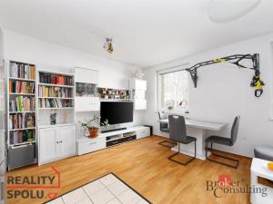 Prodej bytu 3+kk, Milovice - Mladá, Rakouská, 71 m2