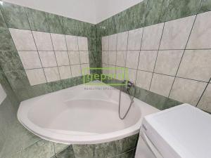 Prodej bytu 3+1, Brniště - Luhov, 79 m2