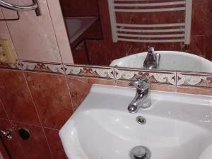 Pronájem bytu 1+kk, Ústí nad Labem - Bukov, Vinařská, 32 m2
