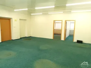 Pronájem kanceláře, Jihlava, Pávovská, 320 m2