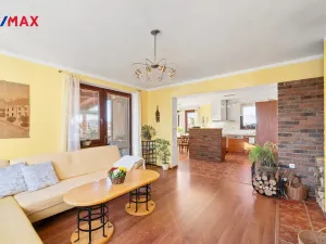 Prodej rodinného domu, Býšť, 4478 m2