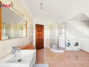 Prodej rodinného domu, Býšť, 4478 m2