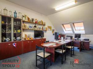 Prodej ubytování, Rosice, Sportovní, 2358 m2