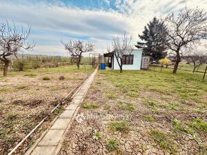 Prodej zahrady, Znojmo, 561 m2